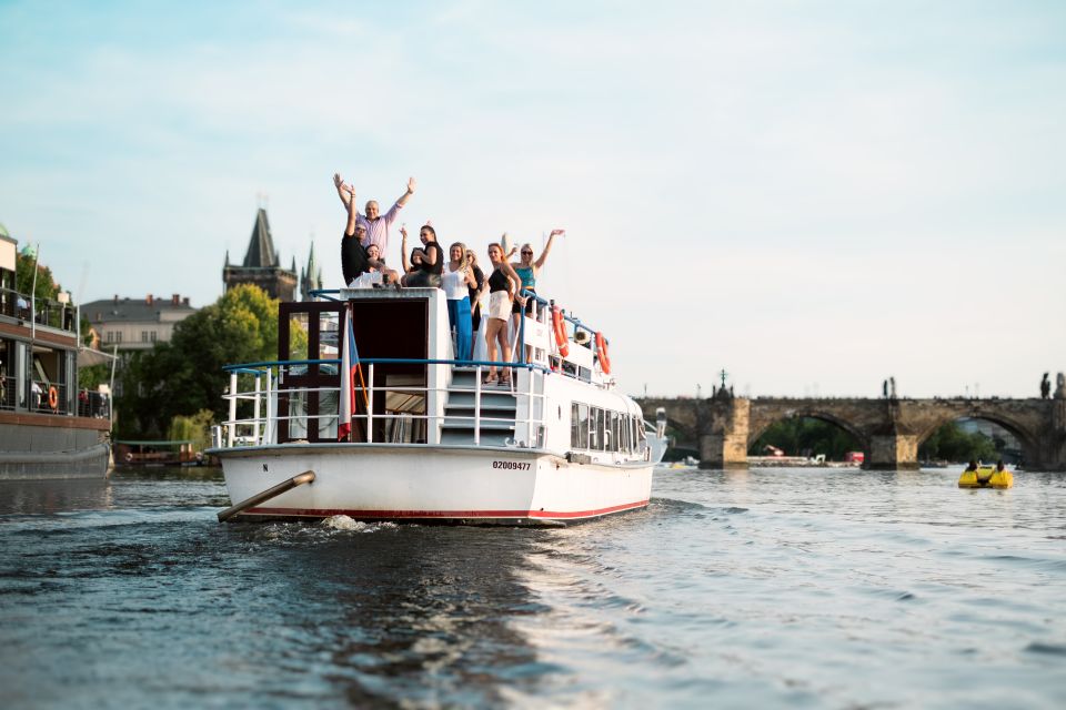 Prague: Vltava River Private Boat Party with Drinks - A quick decision guide: should you book this Vltava private boat party?