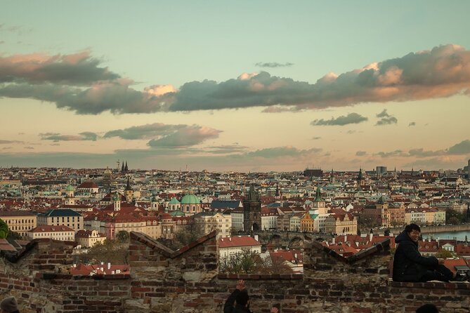 Prague Walking Tour in German: Old Town and Prague Castle - Jewish Quarter Stops in German: Stories You Can Actually Follow