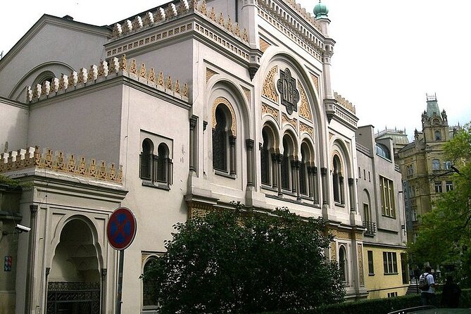 Prague's Jewish Quarter: A Self-Guided Audio Tour - Jewish Town Hall: A Quick Shift in Focus