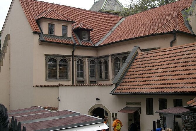 Prague's Jewish Quarter: A Self-Guided Audio Tour - Old-New Synagogue: A Signature Prague Landmark