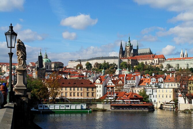 Prague´s Old Town, Jewish Quarter and Charles Bridge Private Tour - Jewish Quarter essentials: Old-New Synagogue, Pinkas Synagogue, and Jan Palach