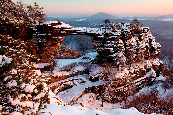 Pravcicka Gate & Bastei Bridge Winter National Park Tour from Prague - From Prague pickup to Děčín’s Elbe viewpoints