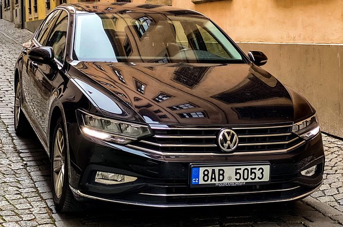 Private ARRIVAL Transfer by LIMOUSINE 3+1pax - Quick FAQ: The Prague Arrival Transfer Basics