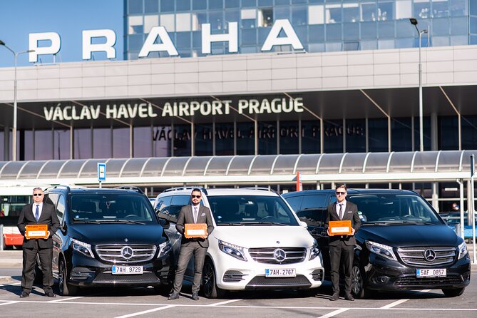 Private Arrival Transfer: Prague Airport - Meeting Your Driver: Arrivals Hall, Name Sign, and Fast Exit