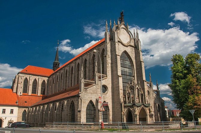 Private Day Trip to Kutna Hora From Prague by car - Sedlec Ossuary (Bone Chapel): the 30 minutes that make or break it