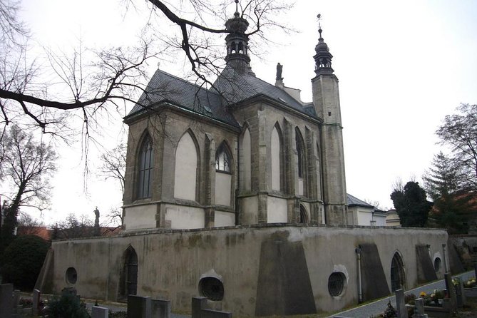 Private Day Trip to Kutna Hora From Prague by car - The real value vs a guided group tour