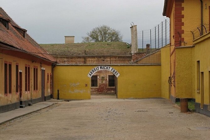 Private Half-Day Tour From Prague To Terezín Concentration Camp - Guide style makes or breaks the day