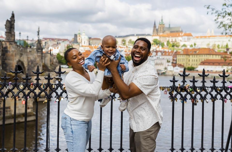 Private photoshoot in Prague - Old Town Prague photo stop: where classic angles get planned