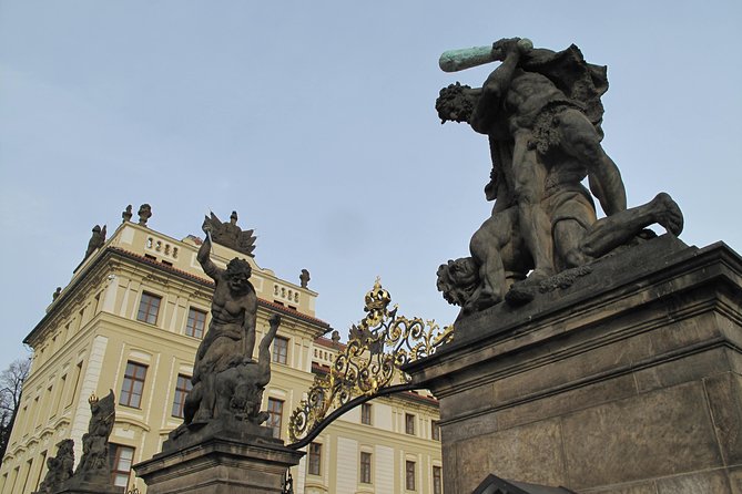 Private Prague Castle Tour with a Czech Guide, meet up at hotel - What you should prepare for on the day