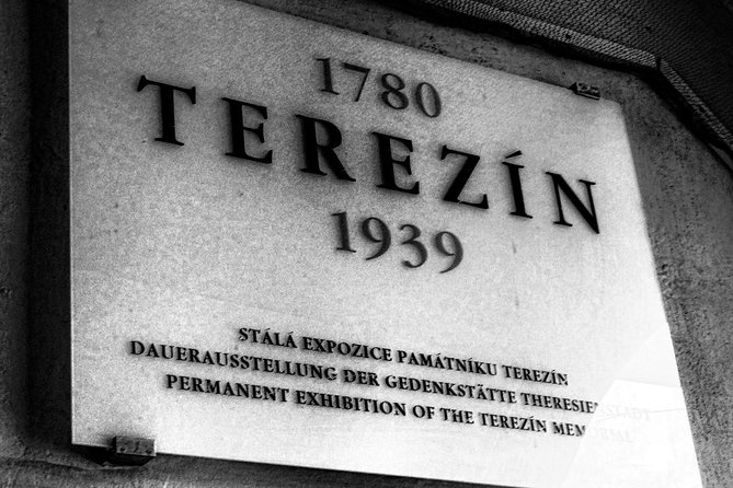 Private Terezin Nazi camp tour from Prague All-Inclusive - Czech lunch at a local brewery: a needed reset