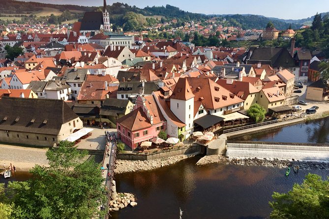 Private Tour: Cesky Krumlov Day Trip from Prague - Timing, walking, and what to bring so the day stays pleasant