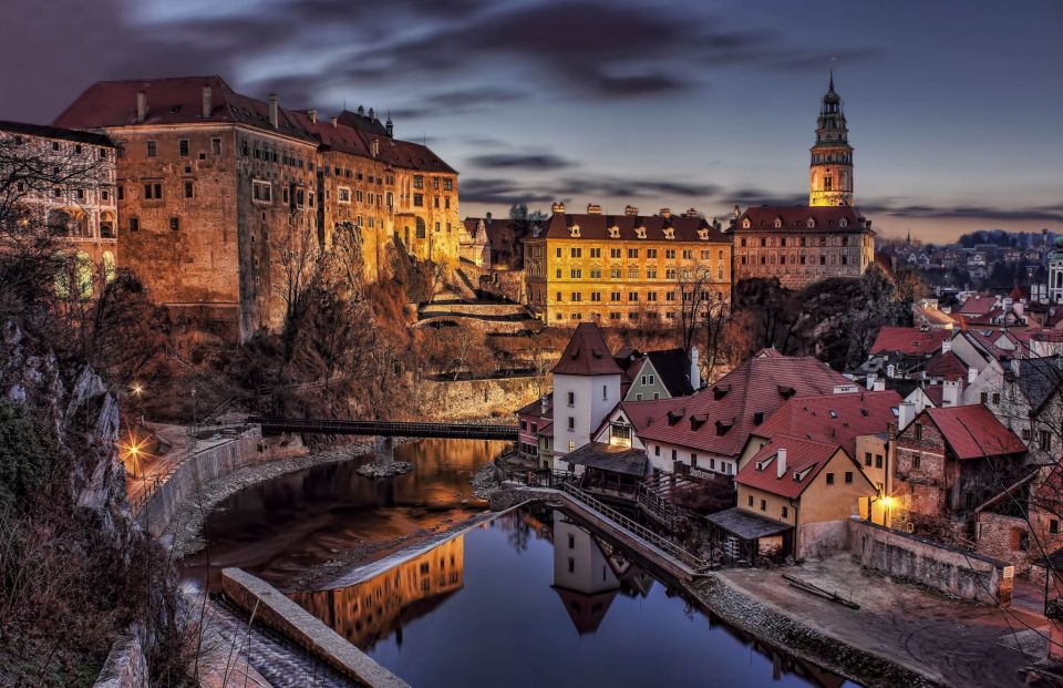 Private Tour to Český Krumlov - A Day Trip from Prague - Price and logistics: what you’re paying for
