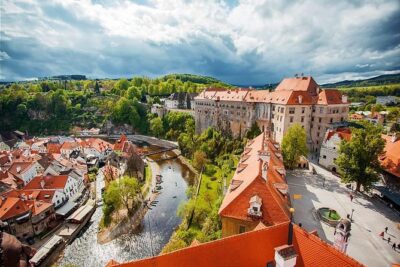 Private Tour to Cesky Krumlov from Prague - Plan on a 9-hour day: how the timing feels in real life