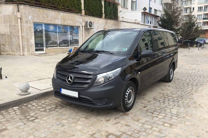 Private Transfer from Prague Airport to Prague City Hotels 1 - 7 pax - From runway to your hotel, without the circus