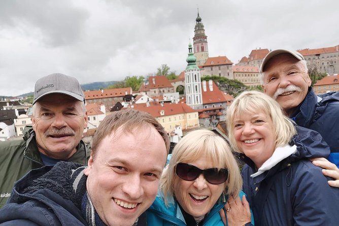 Private UNESCO Český Krumlov Trip from Prague with Local Guide - Latrán streets and artisan life near the brewery