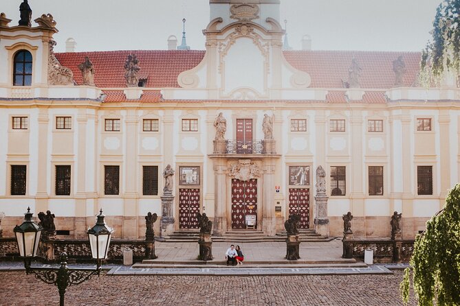 Private Vacation Photography Session with Local Photographer in Prague - Which kind of traveler should book this?