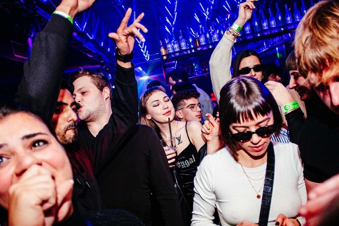 PUB CRAWL IN PRAGUE | Admission Ticket - The Rooftop Club Finale: DJs, Shows, Dancers, and Confetti
