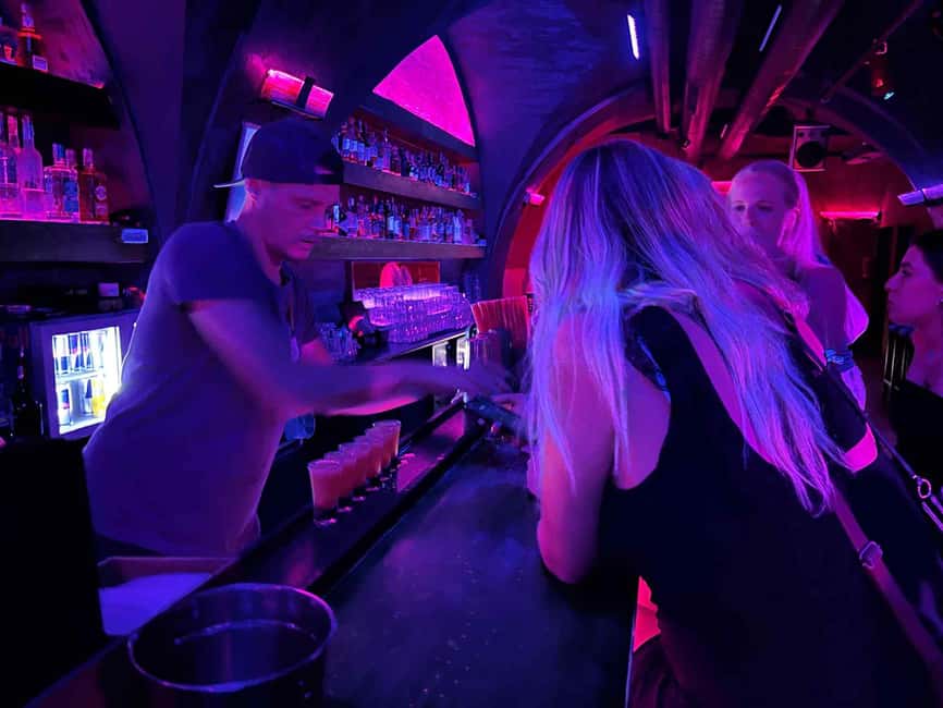 Pub Crawl with Shots and Night Club I Prague - Key highlights worth planning around