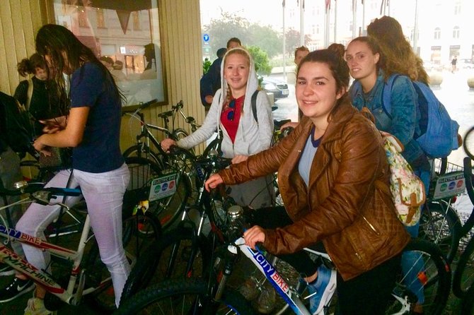Radtour durch Prag auf Deutsch - Who this German bike tour is best for