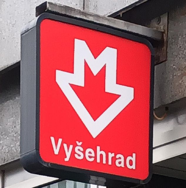 Real life in Prague - Easy Walk from Vysehrad to Vyton - Tea and pastry before you move: a small moment that sets the tone