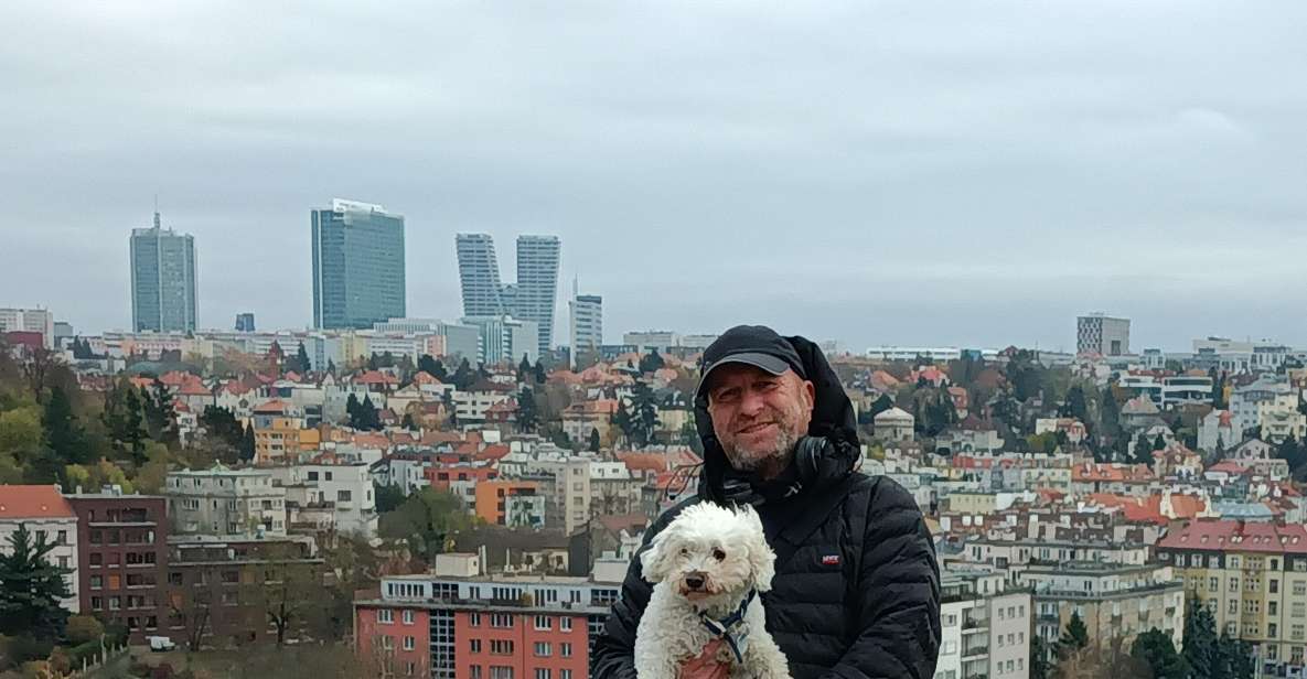 Real life in Prague - Easy Walk from Vysehrad to Vyton - Bison’s role: a friendly reset button during the walk