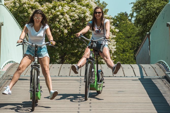 Rent your E-Scooter Hugo Bike in Prague! - Practical details that affect your comfort