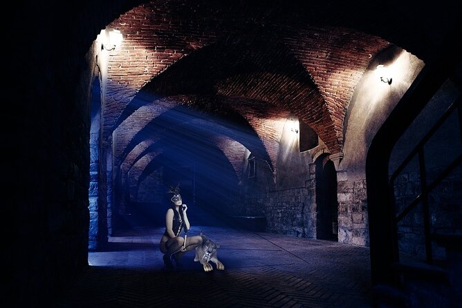 Scary Prague Walking Tour - Ghosts, Crimes, and Dark Humor: What the Guide Tells