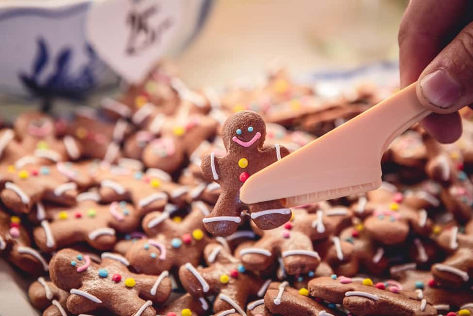 Secret walking Food Tour Prague - The 3-hour pacing: comfort food, not a marathon