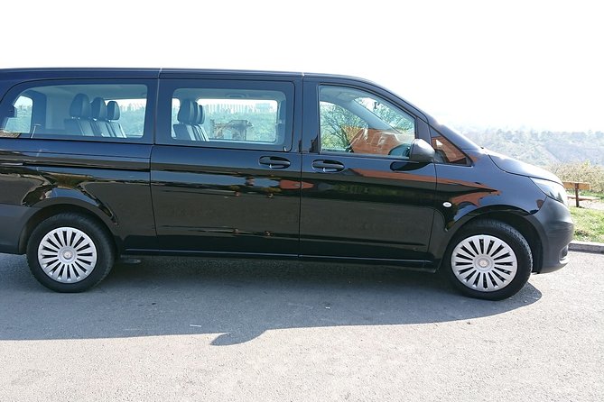 Shared Departure Transfer: Prague Hotel to Prague Airport - Hotel Pickup: Meeting the Driver Without Guesswork