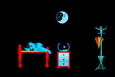 Skip the Line: WOW Show Black Light Theater in Prague Ticket - The 4D effects: rain, snow, balloons, and the action near your seat