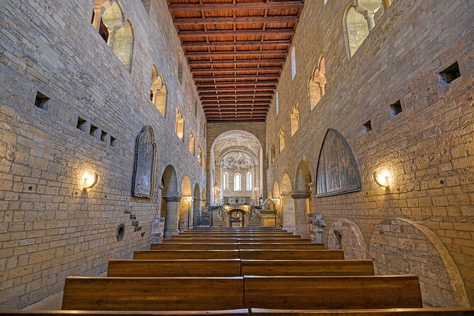 St Vitus Cathedral and Prague Castle Private Walking Tour - Guide quality: what stands out from the experience reports