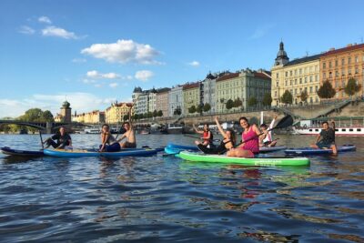 Stand-Up Paddleboarding on the Vltava River in Prague - Getting started at Yacht Club CEREPodolské Nábřeží (and finding it fast)