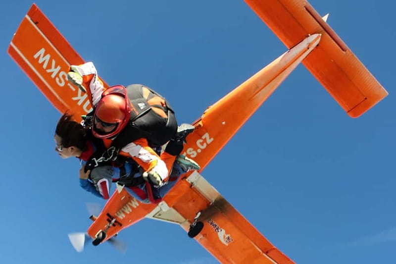 Tandem Skydiving Adventure in Prague - Timing, Weather, and How to Plan Your Day in Prague