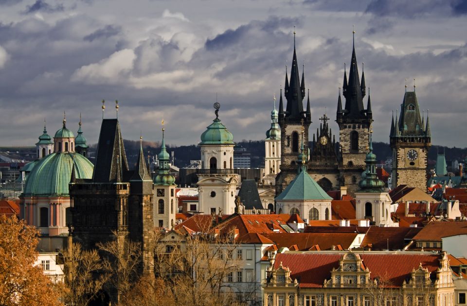 The essentials of Prague - Charles Bridge: more than photos, it’s a viewpoint with context
