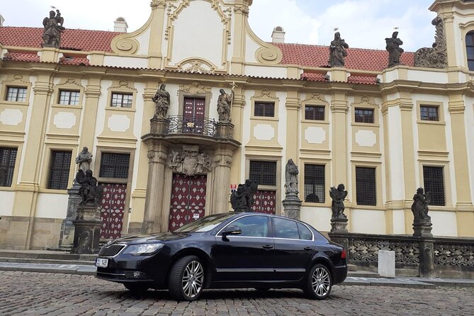 Transfer from Prague Hotel to Airport Prague - Key highlights at a glance