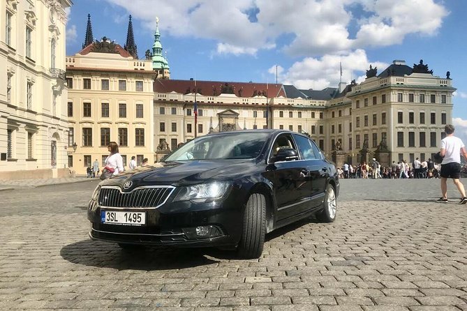 Transfer from Prague Hotel to Airport Prague - Hotel pickup: what happens when the driver meets you