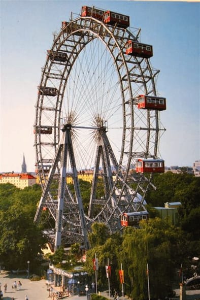 Vienna Full Day Tour from Prague - Ringstrasse Boulevard and the Danube: the visual soundtrack of imperial Vienna