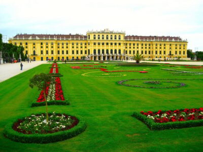 Vienna Full Day Tour from Prague - Road Trip Basics: pick-up, return timing, and what 13 hours really means