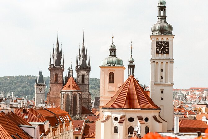 VIP Tour: Professional photos - You and Prague Best Monuments - How Photo Delivery and Retouching Works (This Is the Real Value)