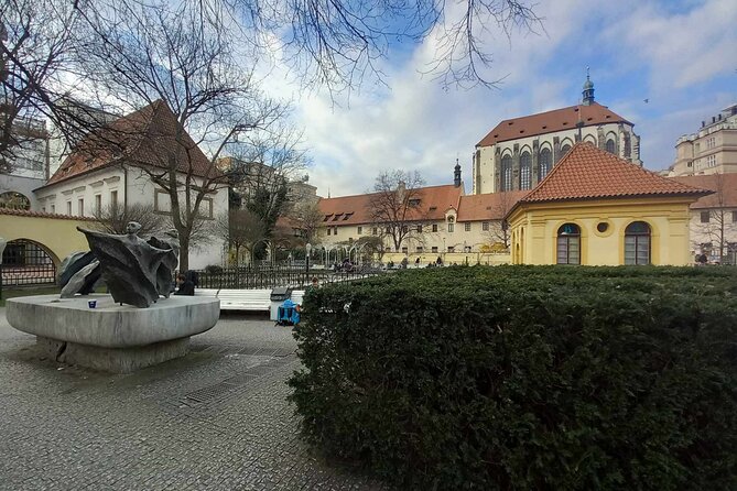 Walking Tour in Prague with Local Historian - Price and value: what $25 gets you in Prague time