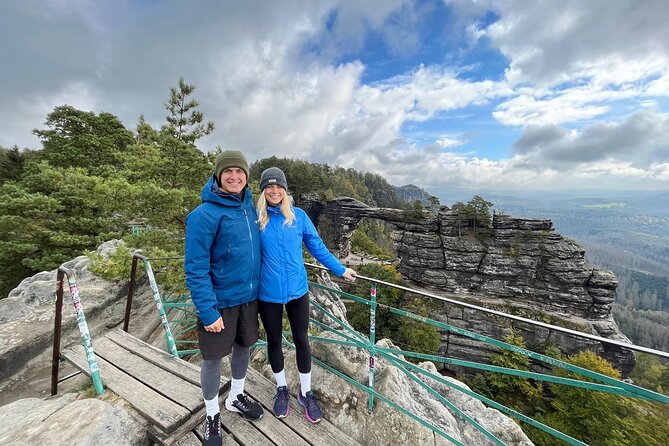 Winterland Tour to Bohemian and Saxon Switzerland from Prague - Guides, group size, and how the day stays fun instead of stressful